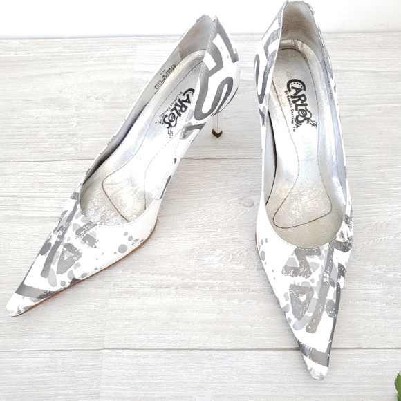 Carlos Santana Abstract Print Pointy Toe Pumps - Picture 2 of 5